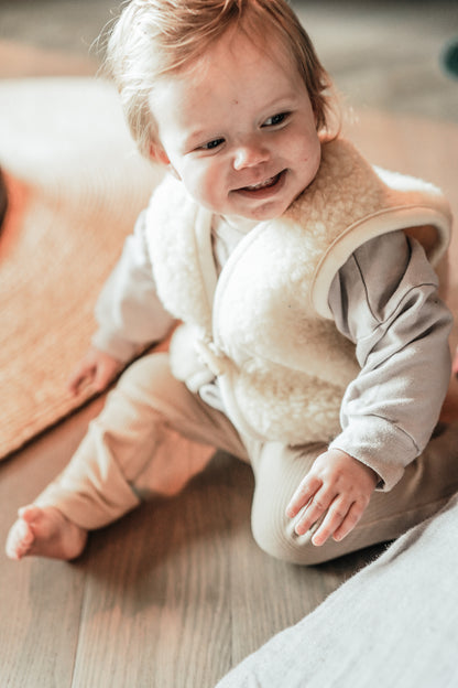 [We Are Wovens] Wool Bodywarmer - Flat White