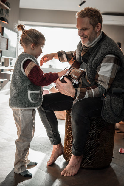 [We Are Wovens] Wool Bodywarmer - Matcha Green